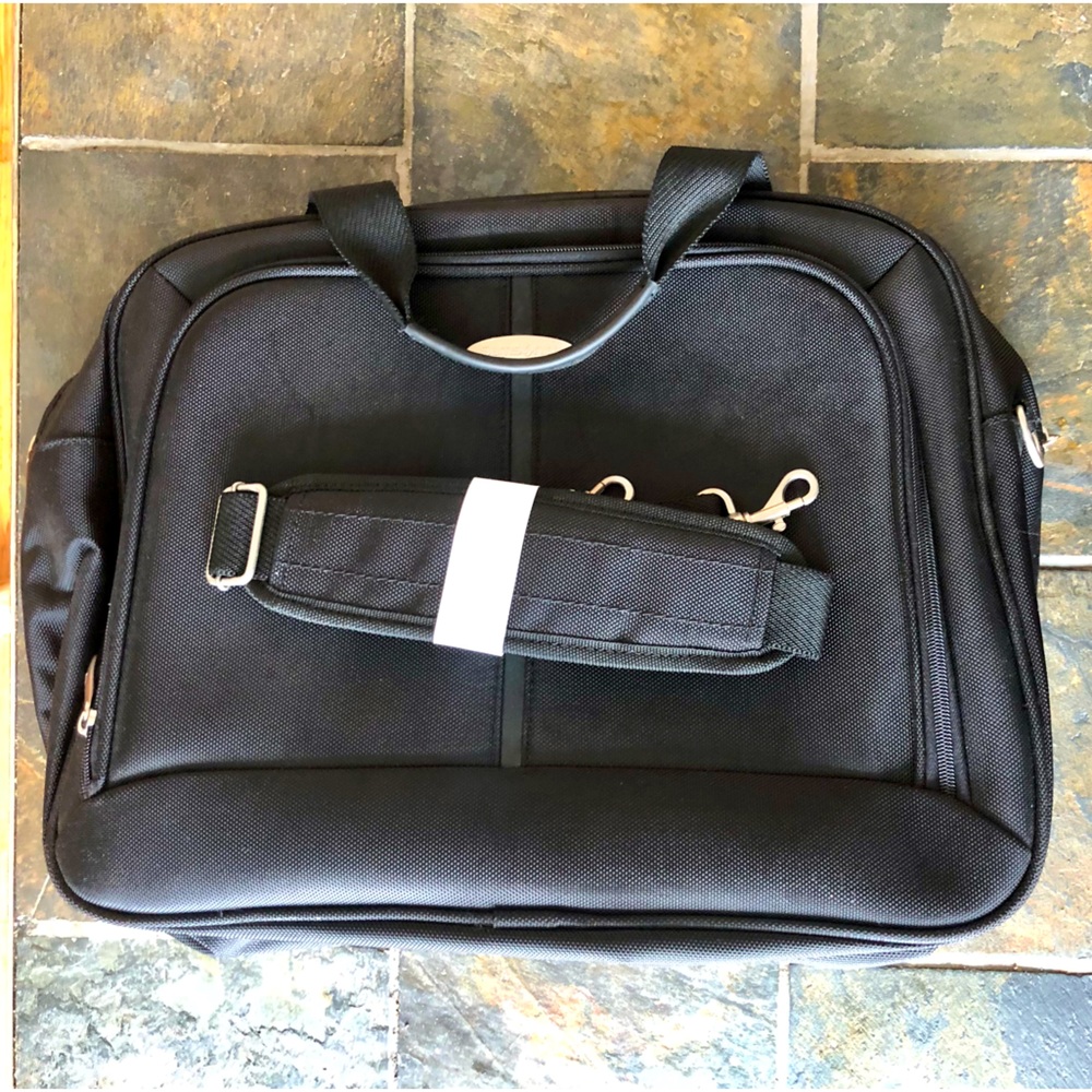 Samsonite Carry On